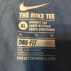 Nike Tops - NEVER WORN Nike Dri fit v neck Nike Tops - NEVER WORN Nike Dri fit v neck